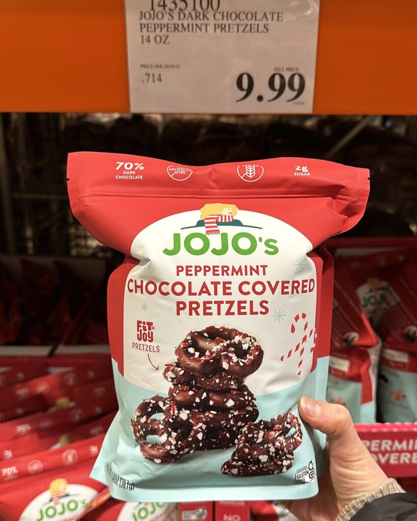 Chocolate Covered Peppermint Pretzels จาก JOJO’s